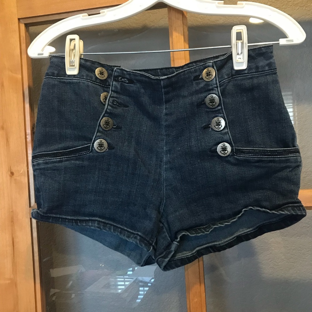 Dark wash rue 21 denim shorts